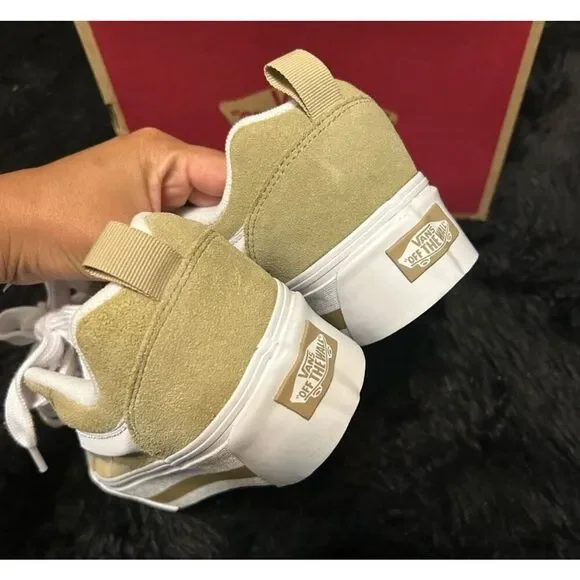 Vans Women's Beige Suede Platform Sneakers - Picture 4 of 6